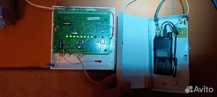 Охранный прибор Приток А-Р ппкоп Радио 064, 061