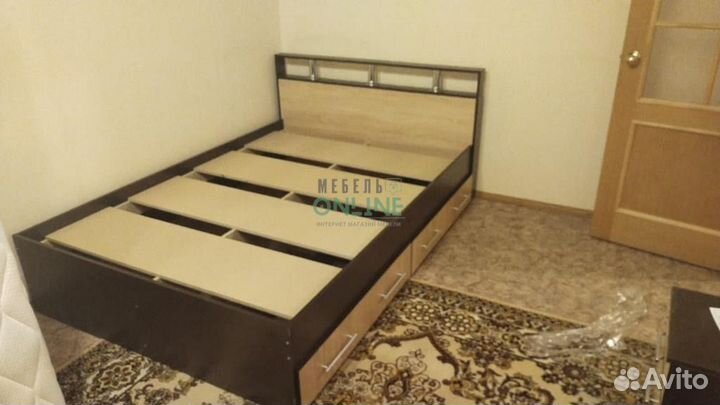 Кровать полутороспальная 120х200 с ящиками