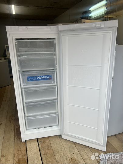 Морозильная камера Indesit 6 секций