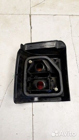 Фонарь наружный правый Volkswagen Passat