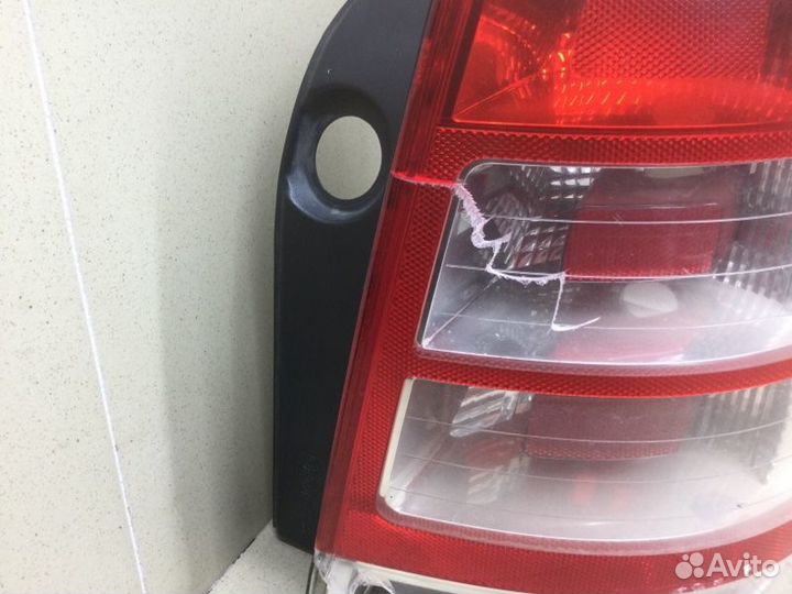 Фонарь задний правый задний правый Opel Zafira B