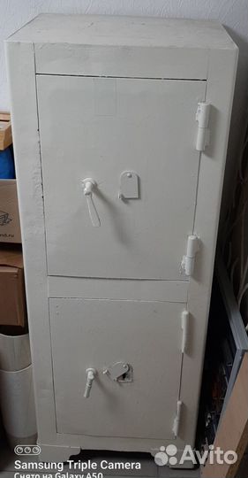 Продам Сейф двухстворчатый, советский