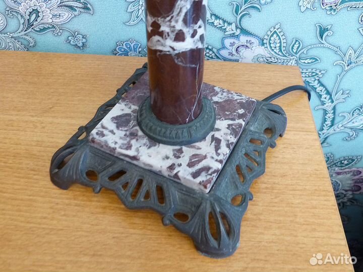 Настольная лампа. Ар-деко