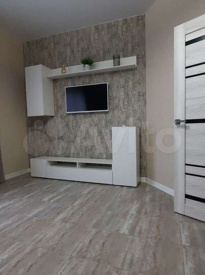 2-к. квартира, 64 м², 2/2 эт.
