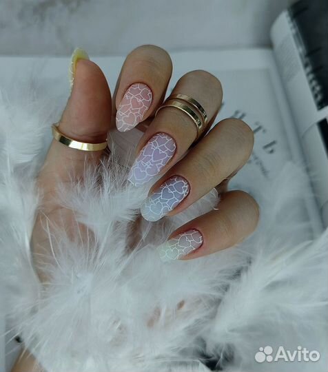 Маникюр,педикюр,наращивание ногтей