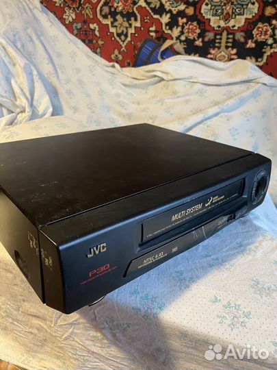 Видеомагнитофон jvc p30