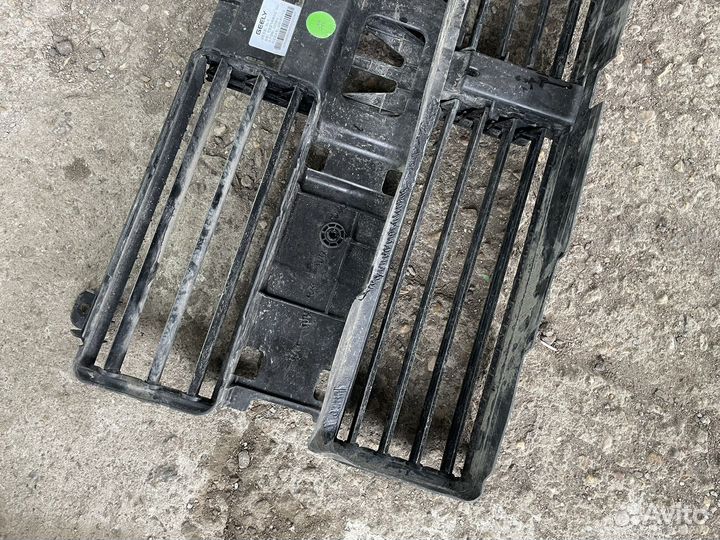 Дефлектор радиатора Geely Tugella Оригинал