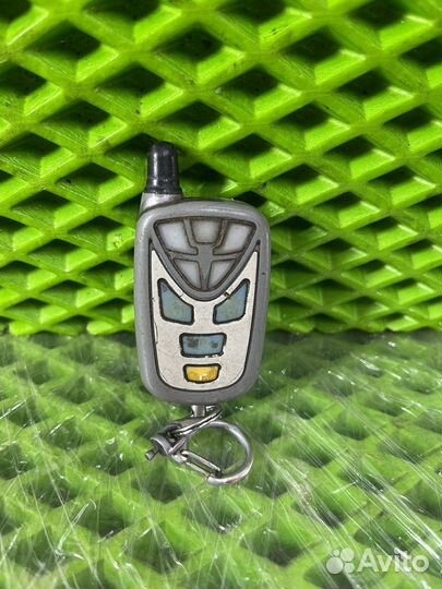 Брелок сигнализации pantera SLK-10i