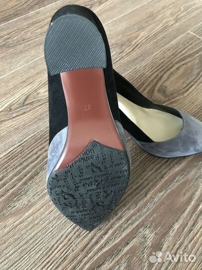 Продам новые туфли