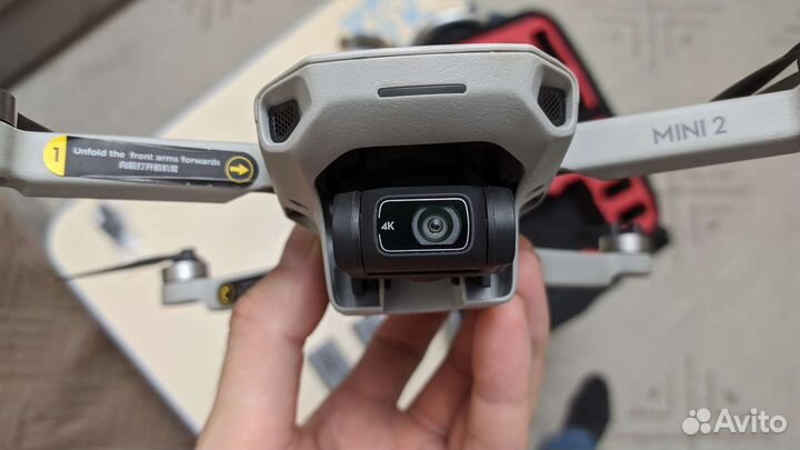 Квадрокоптер дрон DJI Mini 2 Fly More Combo