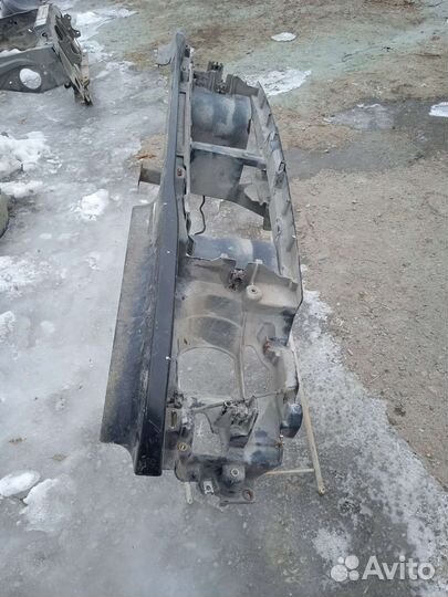 Панель радиатора Ford Explorer 2 Форд Эксплорер 2