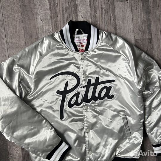 Бомбер куртка Patta x Mitchell Ness original