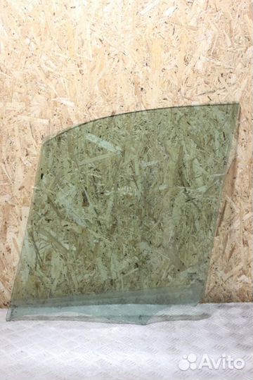 Стекло двери передней правой Renault Scenic 2003 2