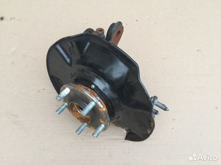 Кулак поворотный передний правый Honda Accord 10