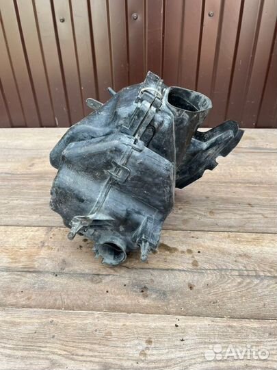 Корпус воздушного фильтра Infiniti Fx 35 3.2 2004