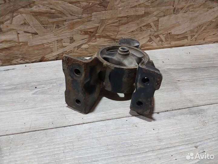 Опора двигателя Kia Ceed ED опора МКПП