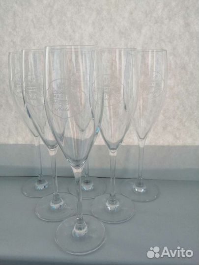 Бокалы/фужеры для шампанского