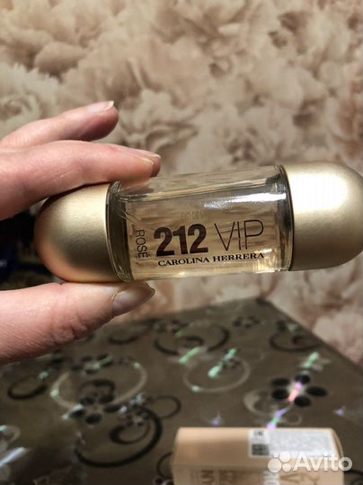 Парфюмерная вода 212 VIP Rose