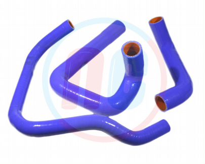 1505A200 силиконовый патрубок Pajero 3,2td (левый)