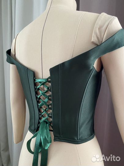 Корсаж изумрудного цвета, 42-44