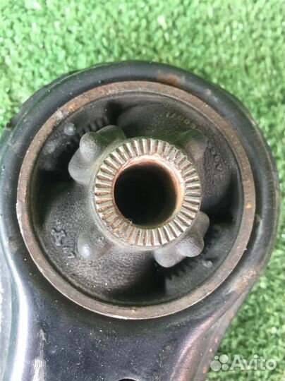 Рычаг передний нижний правый lexus RX350 GSU35