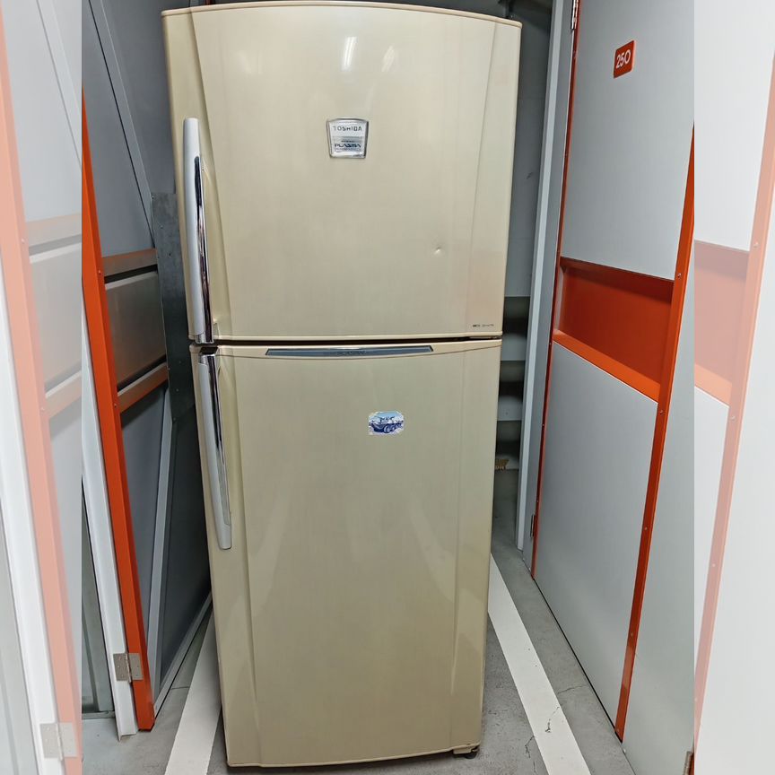 японские - Купить холодильники и морозильные камеры в Москве