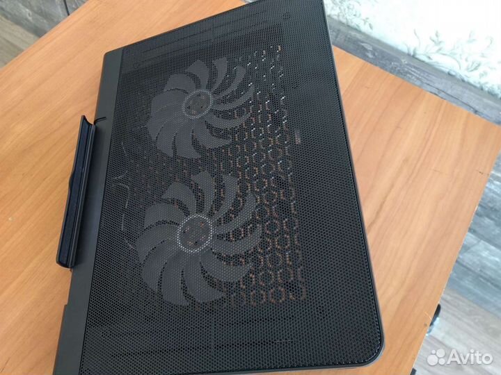 Подставка для ноутбука 17 с охлаждением