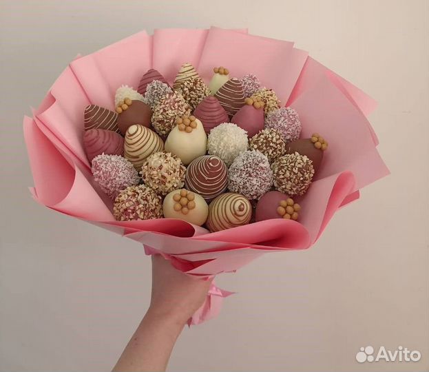 Клубничный букет