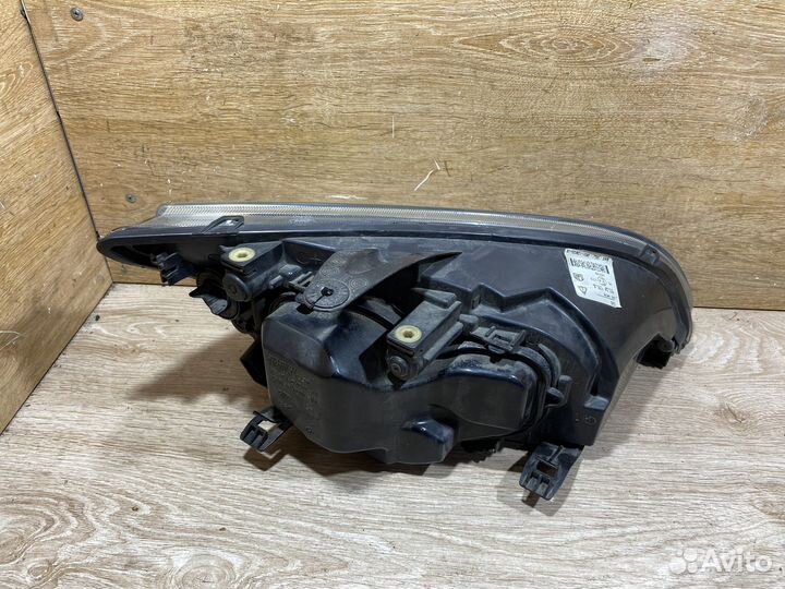 Фара передняя левая Ford Focus 2 дорест 142486