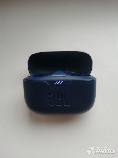 Кейс для наушников Jbl 130NC