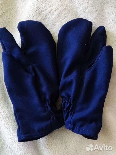 Рукавицы трехпалые