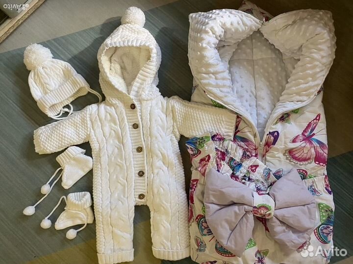 Комплект на выписку для девочки