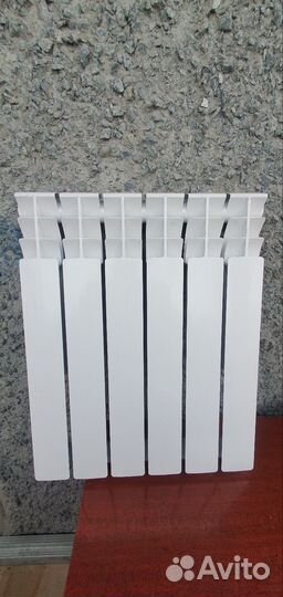 Биметаллический радиатор 6 секций