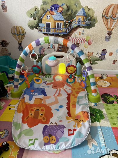 Развивающий игровой коврик