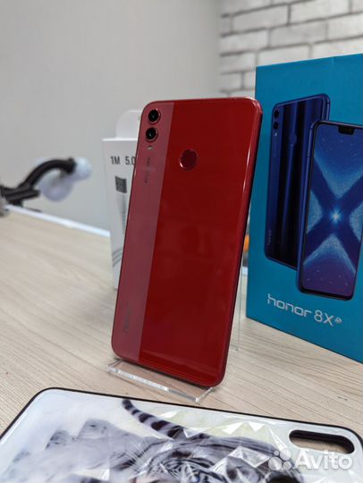 Телефон Honor 8x
