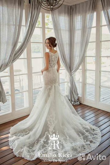 Платье свадебное