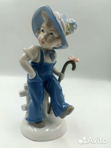 Антикварная статуэтка 