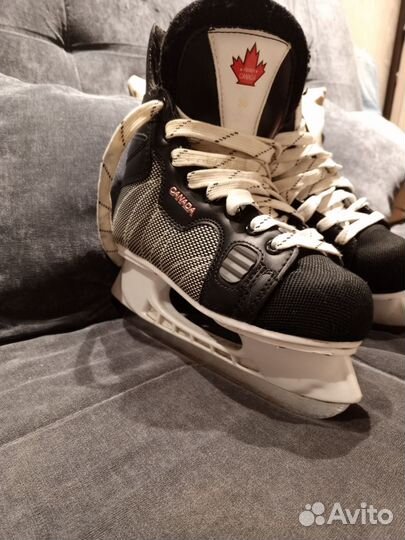 Коньки хоккейные Canada