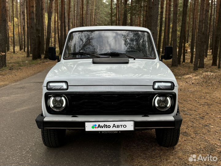 LADA 4x4 (Нива) 1.7 МТ, 1999, 180 000 км