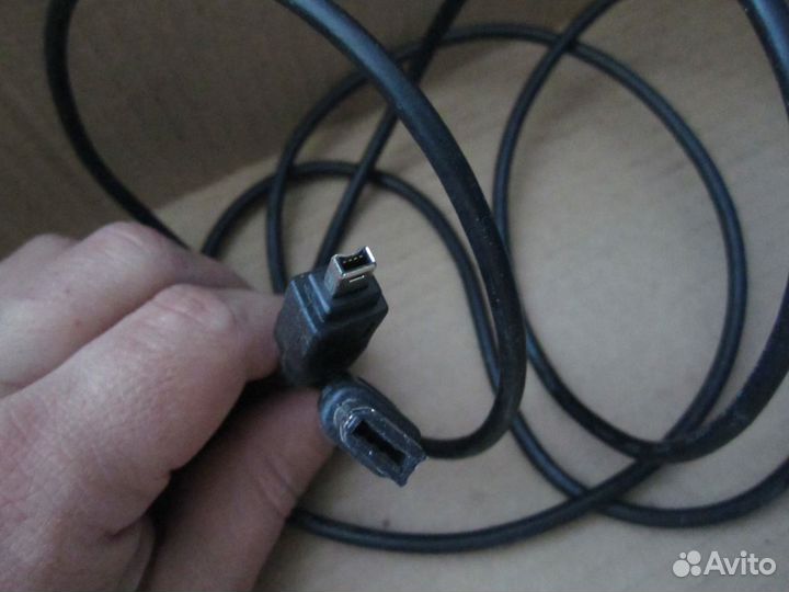 Различные аудио-видео- кабели