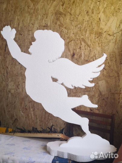 Фигурка ангел ангелочек для фотозоны на крещение