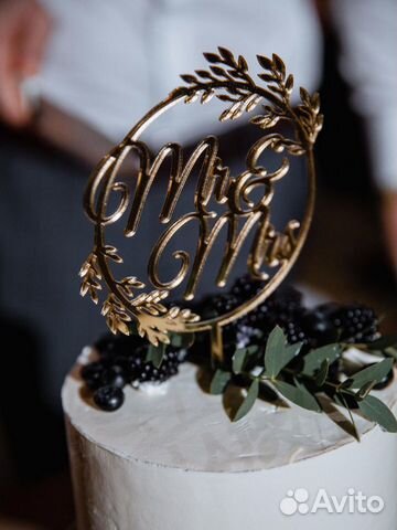 Топпер для свадебного торта