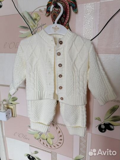 Костюмчики детские вязаные