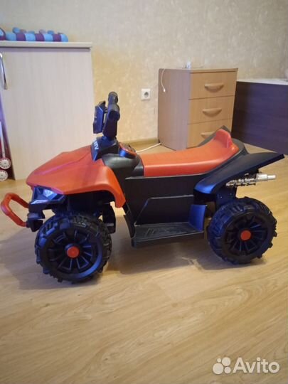 Детский квадроцикл на аккумуляторе бу