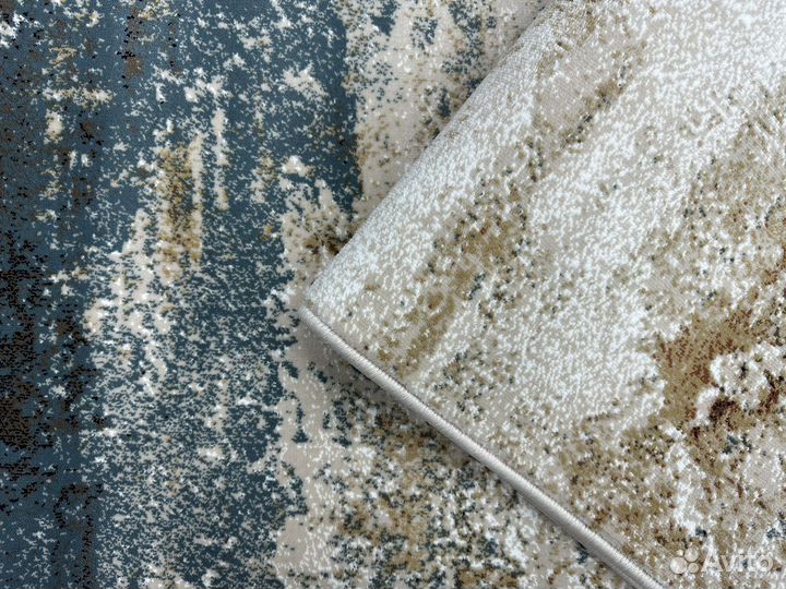 Ковер новый 1.6х2.2 современный