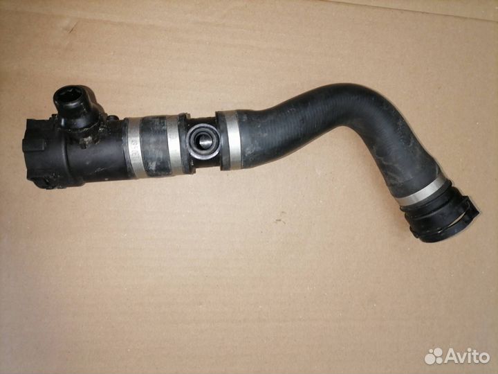 Фланец (тройник) системы охлаждения BMW 4 7619432