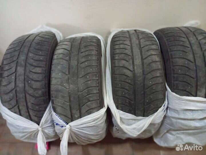 Bridgestone Ice Cruiser 7000 255/50 R19