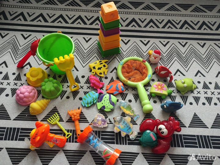 Развивающие игрушки для ванной и песочницы