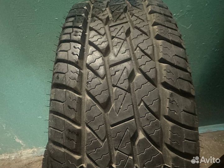 Maxxis AT-771 Bravo 215/65 R16