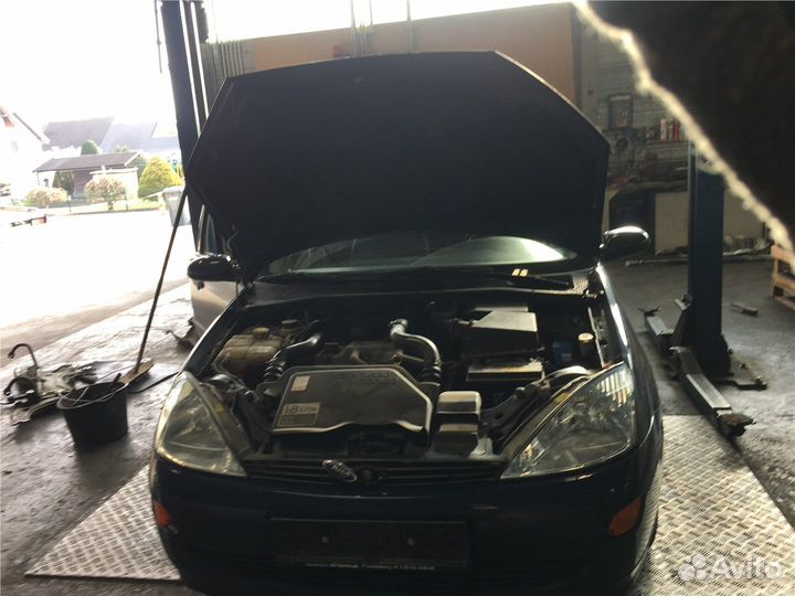Разбор на запчасти Ford Focus 1